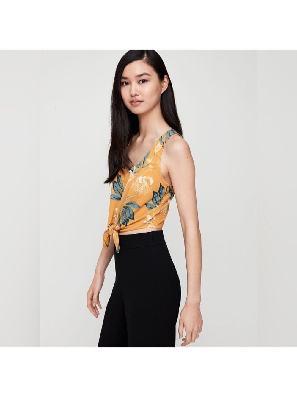 ** Babaton Jeronimo Cairo Gold Printed Tie Front Tank Top Size S